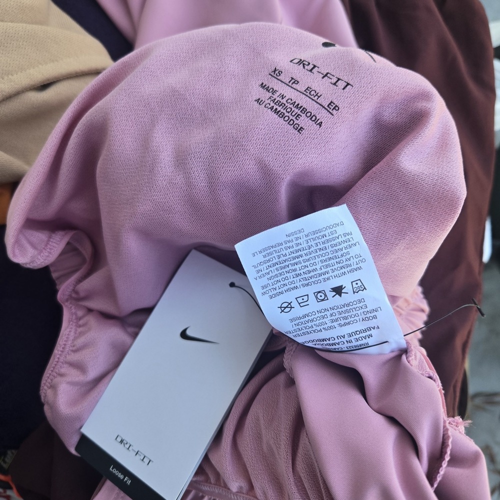 New Nike One Dri-FIT Ultra High-Waisted Brief-Lined Shorts Women's XS Pink Gym - Picture 3 of 5